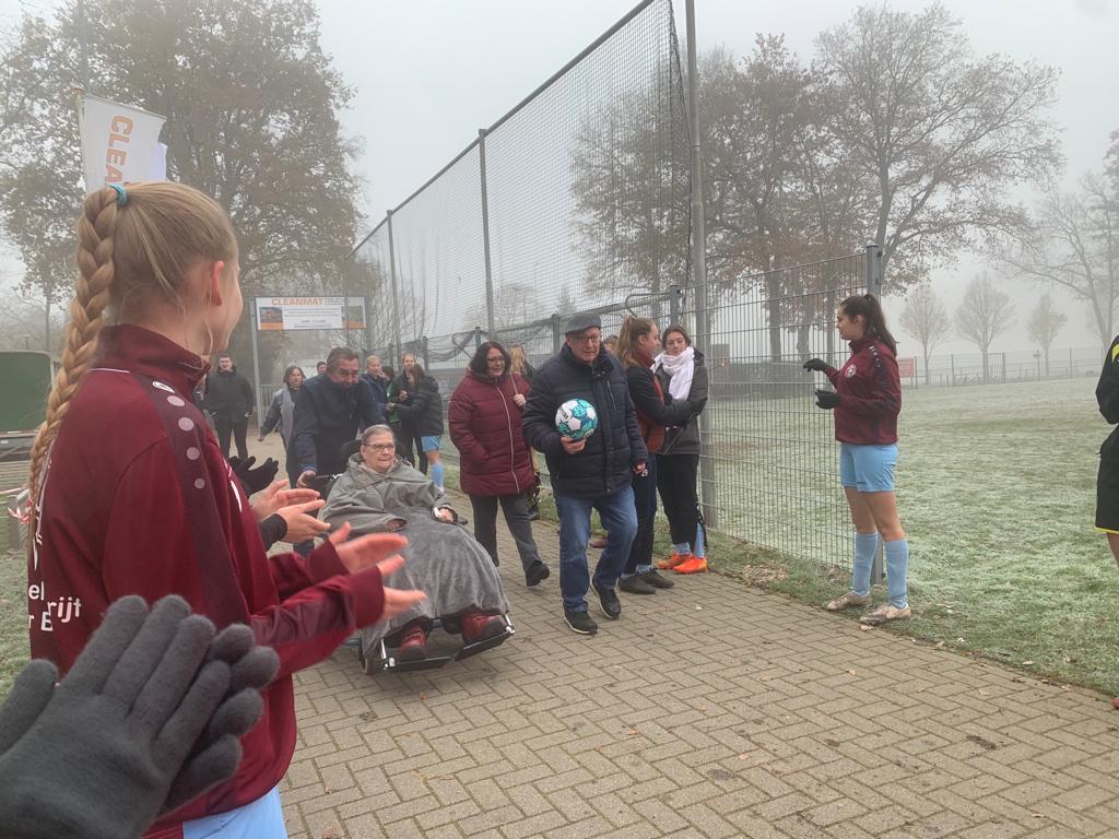 OVC'85 benoemt Co Beumkes tot Lid van Verdienste